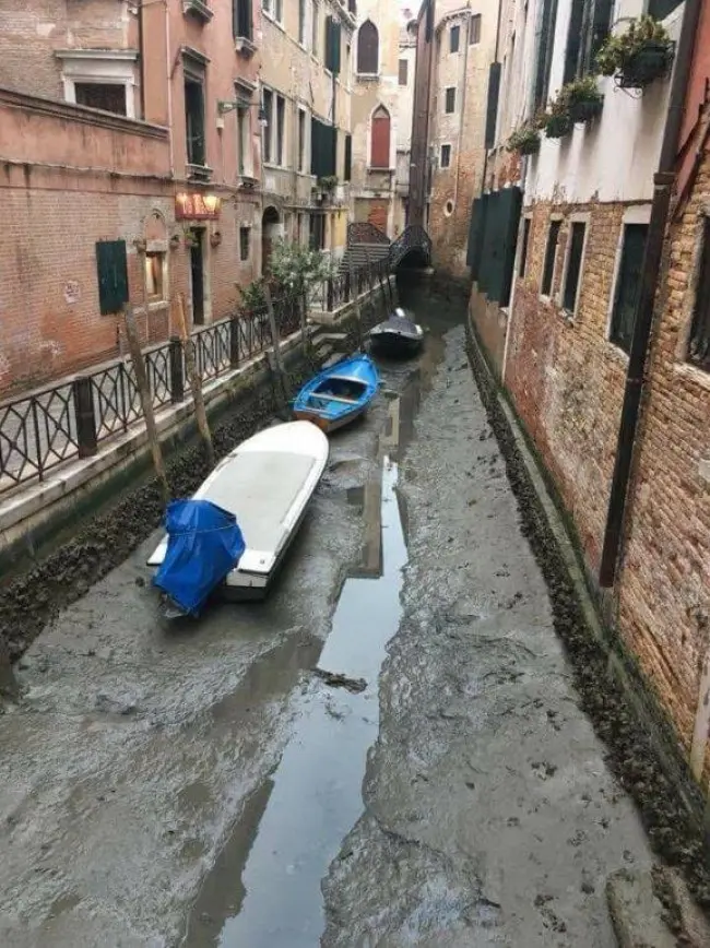 Dry Venetian Canals (3)