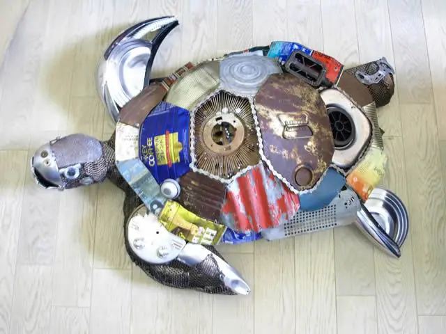 recycled animal sculptures Natsumi Tomita (11)