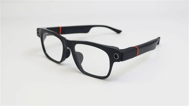 These smart glasses have Gemini and GPT-4o built-in
