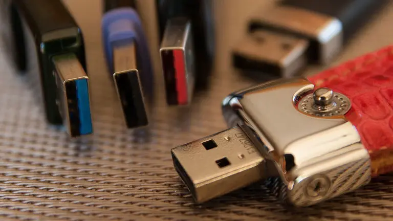 Here's what happens if you try to connect 112 USB devices to your computer